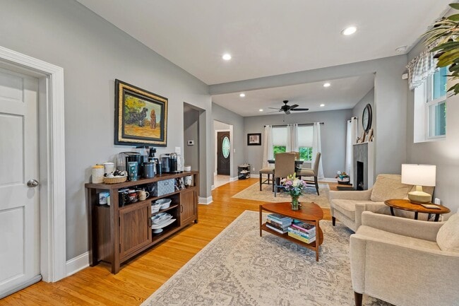 Building Photo - 1328 Enslow Blvd