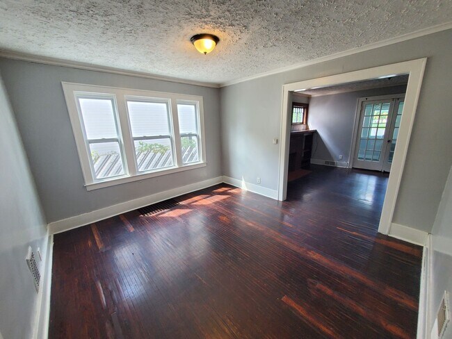 Building Photo - 144-144 Ohio St