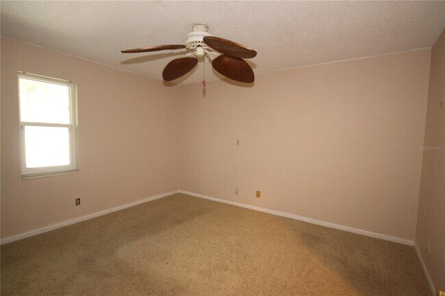 Building Photo - 2084 Sunset Grove Ln