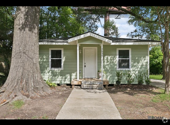Building Photo - 2854 Yazoo St