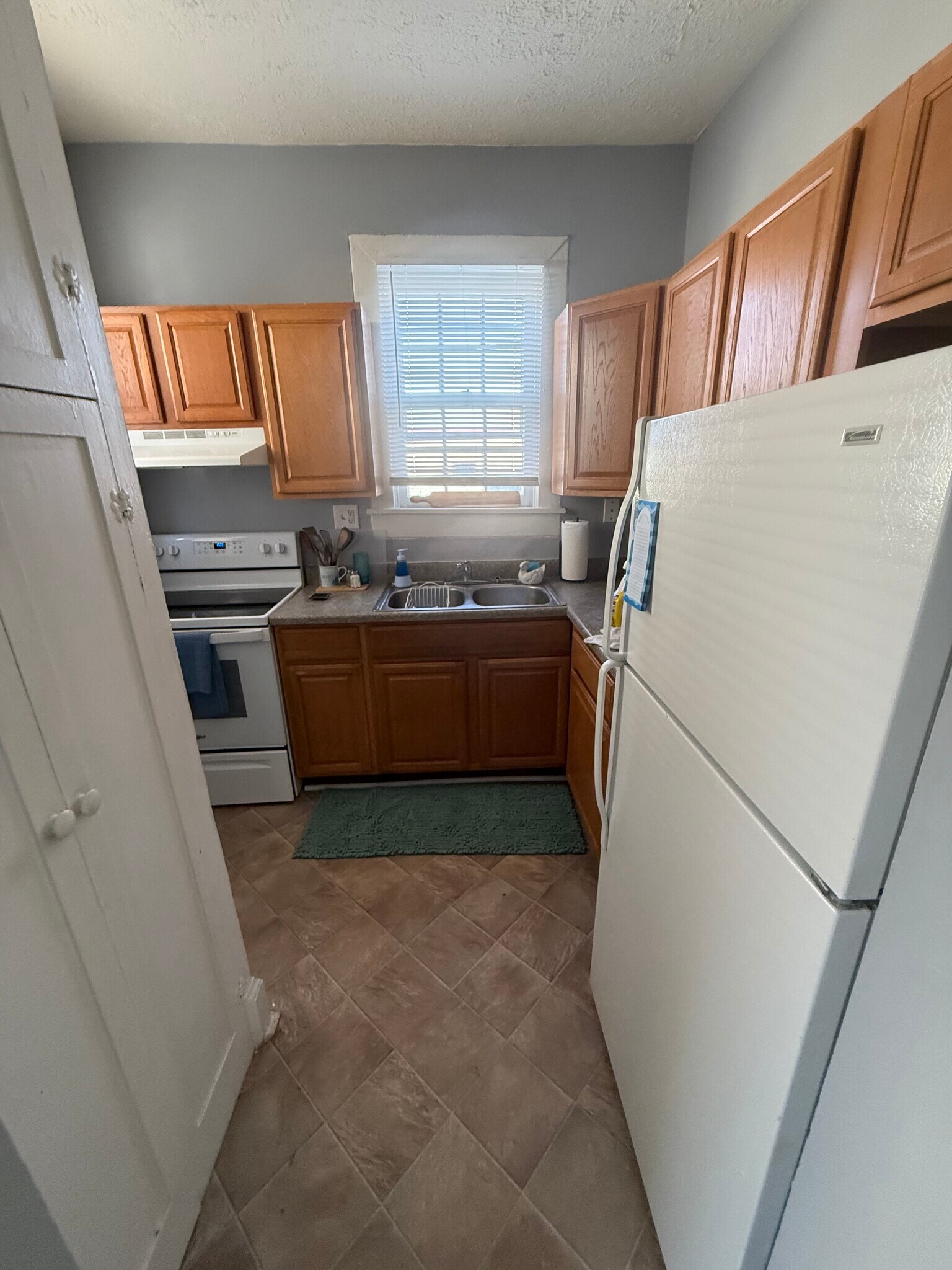 Building Photo - 406 N Loudoun St