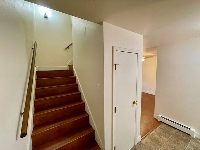 Building Photo - Beautiful Two-story, 3 Bed, 1.5 Bath Condo 1/2 Mile from CSU!