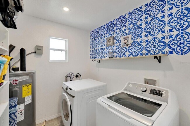 Building Photo - 4731 W Montgomery Ave