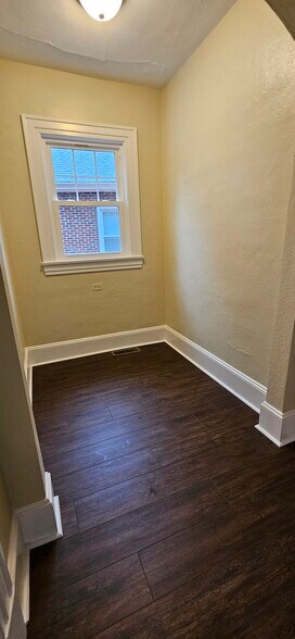 Kitchen nook - 2818 Masonic Dr