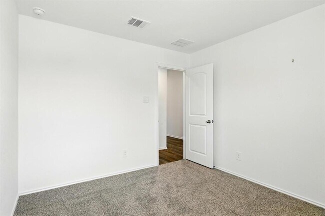 Building Photo - 40518 Crisp Beech St