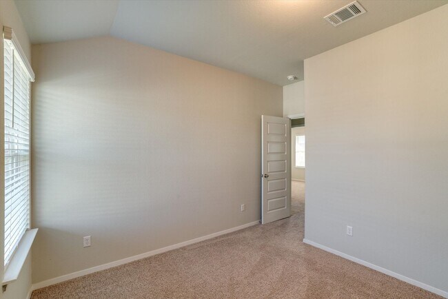 Building Photo - 170 Bright Flora Ln