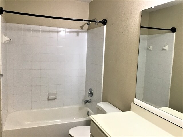 Building Photo - 16904 Tableland Trl