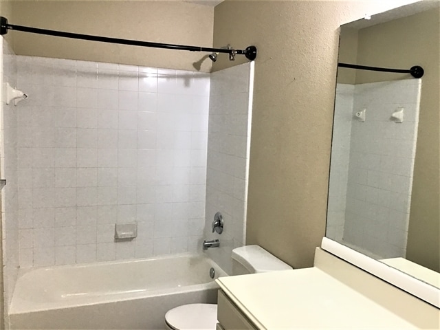 Building Photo - 16904 Tableland Trl
