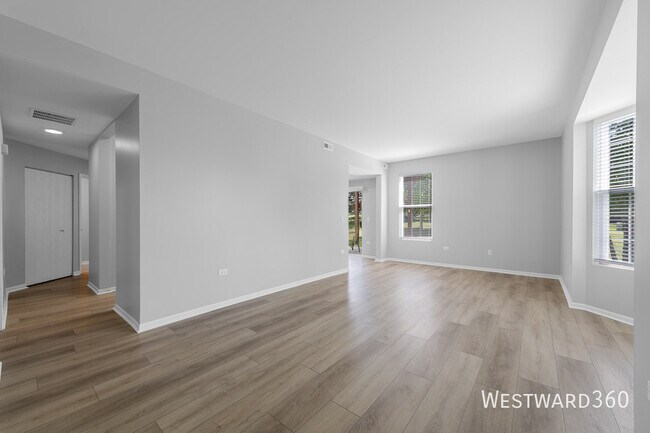 Building Photo - 24821 Gates Ct
