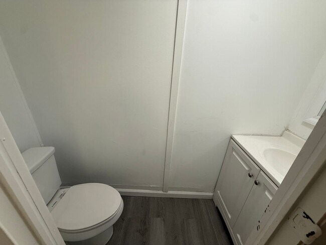 Building Photo - 3 Bedrooms, 1.5 Bathroom - Mobile home in Armuchee!