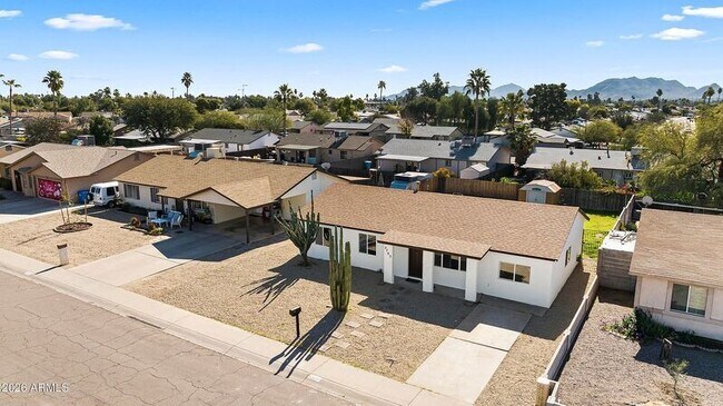 Building Photo - 3763 E Evans Dr