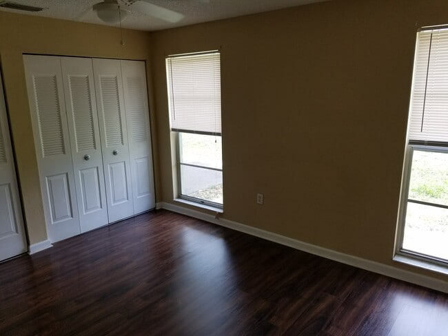 Building Photo - 3413 Martell St