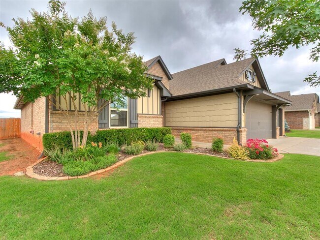 Building Photo - 4932 Wister Ln