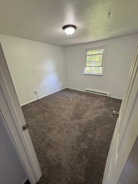Building Photo - 8091 Weblank Way
