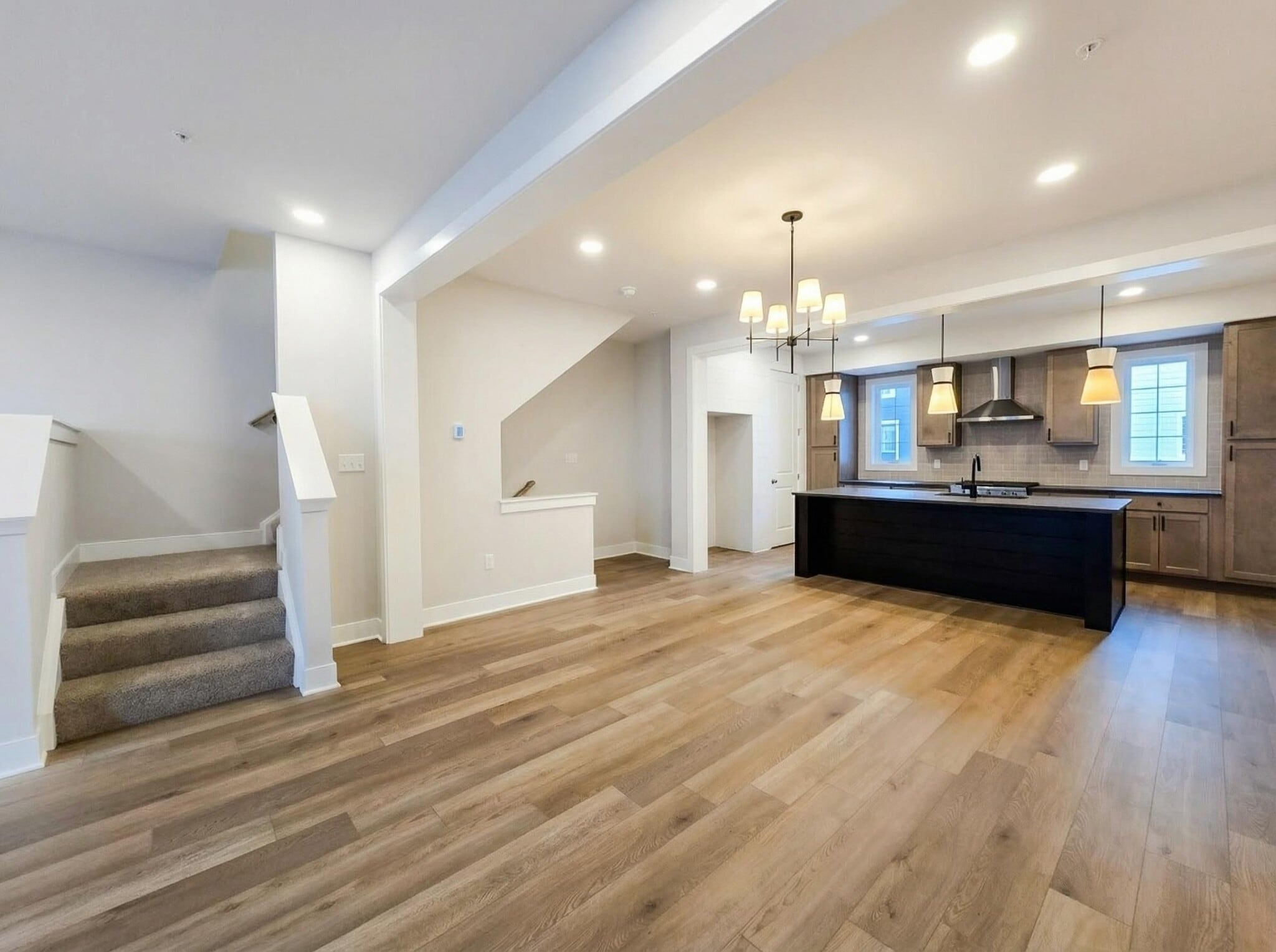 Building Photo - 305 Frederick Way