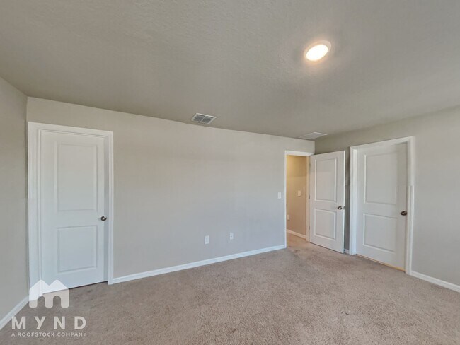 Building Photo - 7649 Intrepid Rd