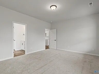 Building Photo - 113 Striker Ln