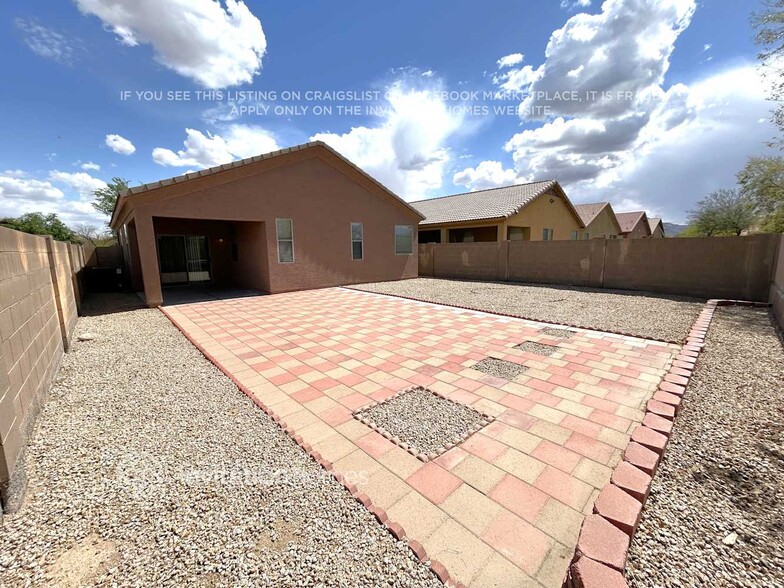 Building Photo - 6428 S 37th Ln