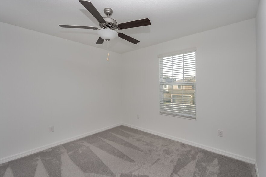 Building Photo - 7339 Spring Snowflake Ave