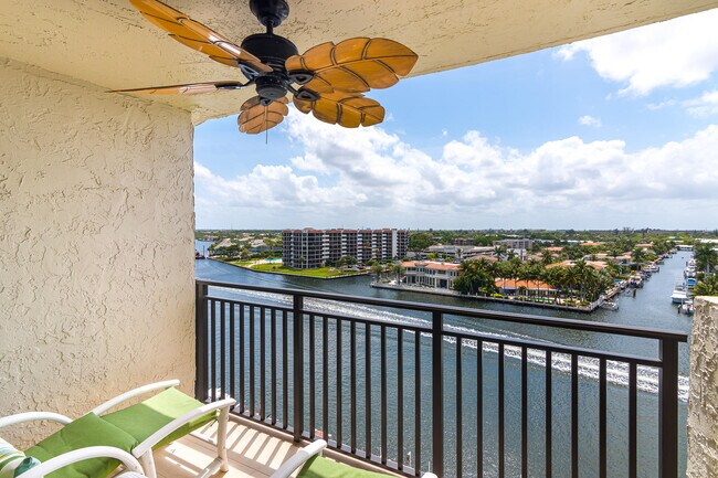 Building Photo - 3912 S Ocean Blvd