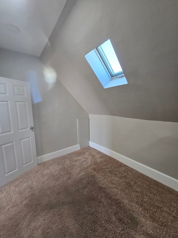 Building Photo - 65 Shepard St