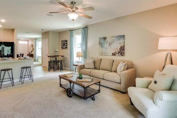 Building Photo - 32704 Canyonlands Dr