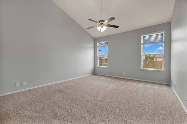 Building Photo - Beautiful 5-Bedroom Home for Rent in Valley Ranch!