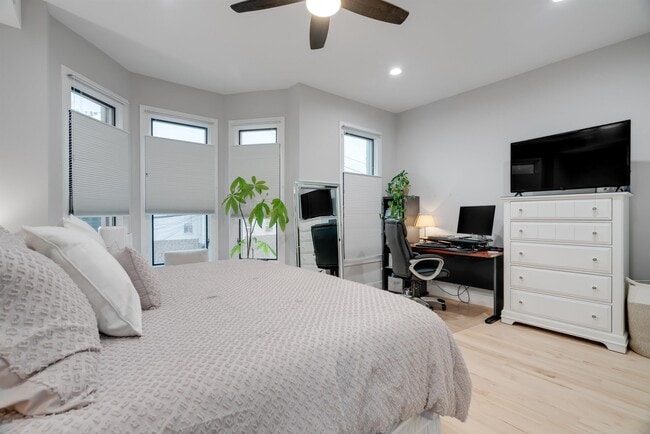 Building Photo - 287 Webster Ave