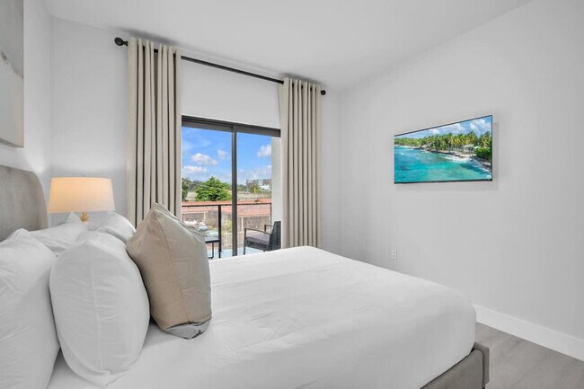 Building Photo - 2951 NW 13th St