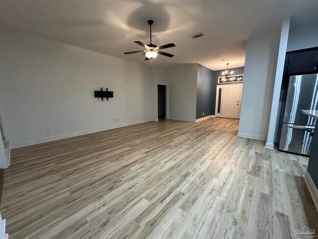 Building Photo - 7329 Farmers Rd