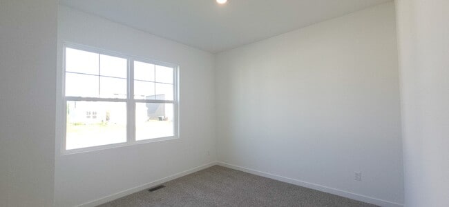 Building Photo - 4203 Viceroy St