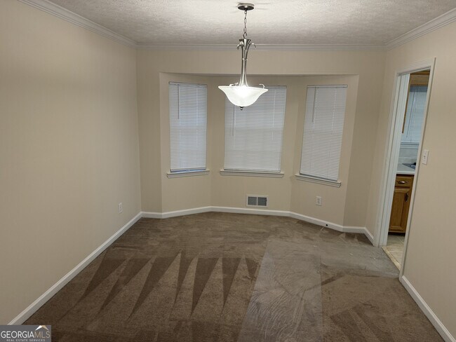 Building Photo - 228 Solomon Dr