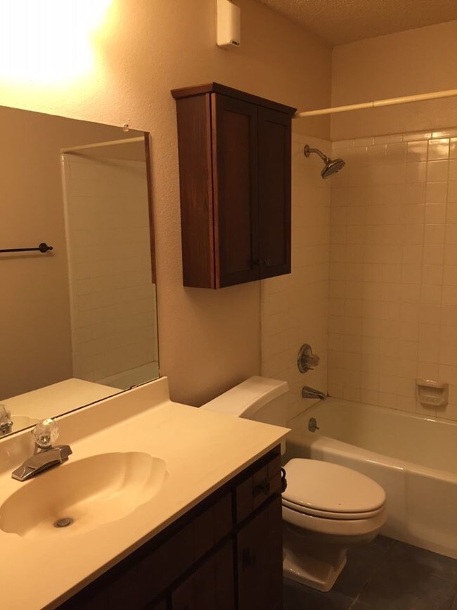 Building Photo - 1313 Concord Rd