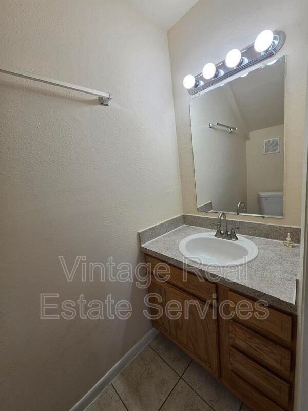 Building Photo - 5202 Sunridge Palms Dr