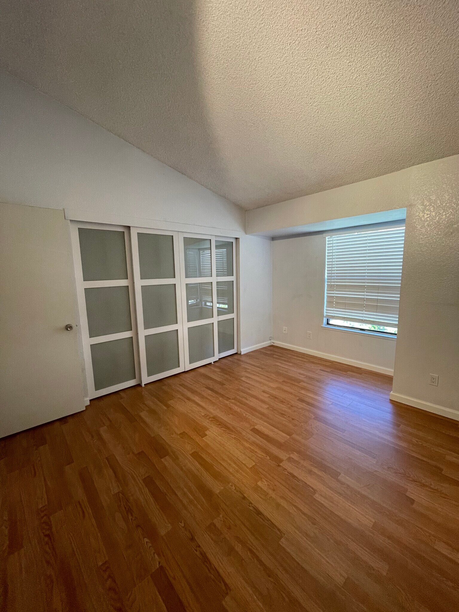 master bedroom with large closet - 250 Del Verde Cir