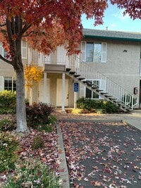 Building Photo - updated condo in central location