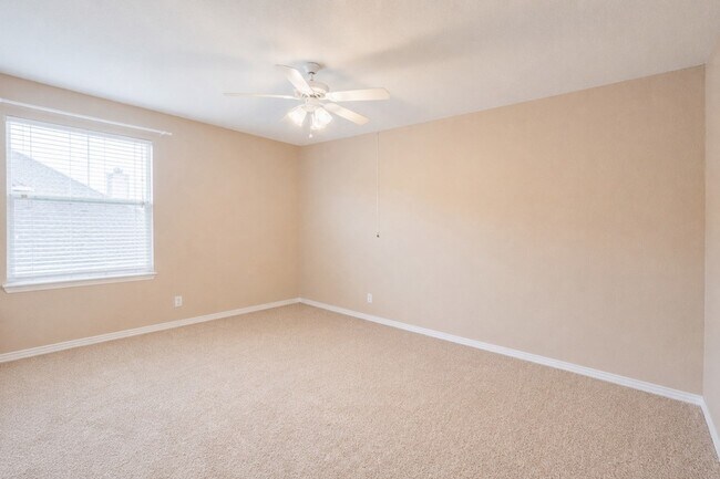 Building Photo - 4453 Red Barn Dr