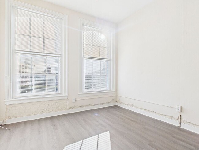 Interior Photo - Flats at 14th