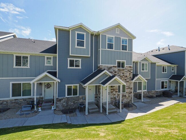 Building Photo - 14436 S Ferndale Way