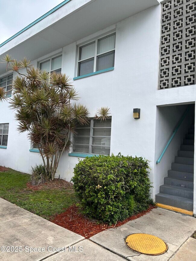 Primary Photo - 8401 N Atlantic Ave