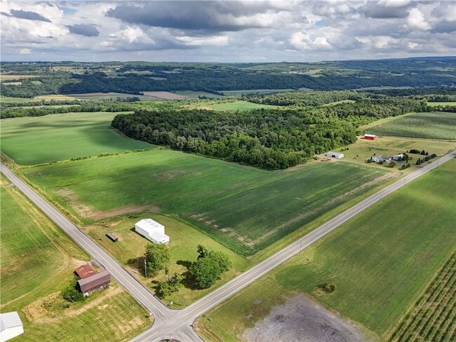 Building Photo - 681 NY-364