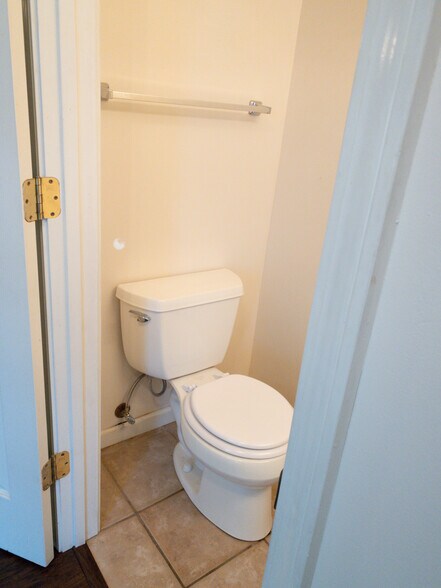 Building Photo - 152 Gray Station Rd