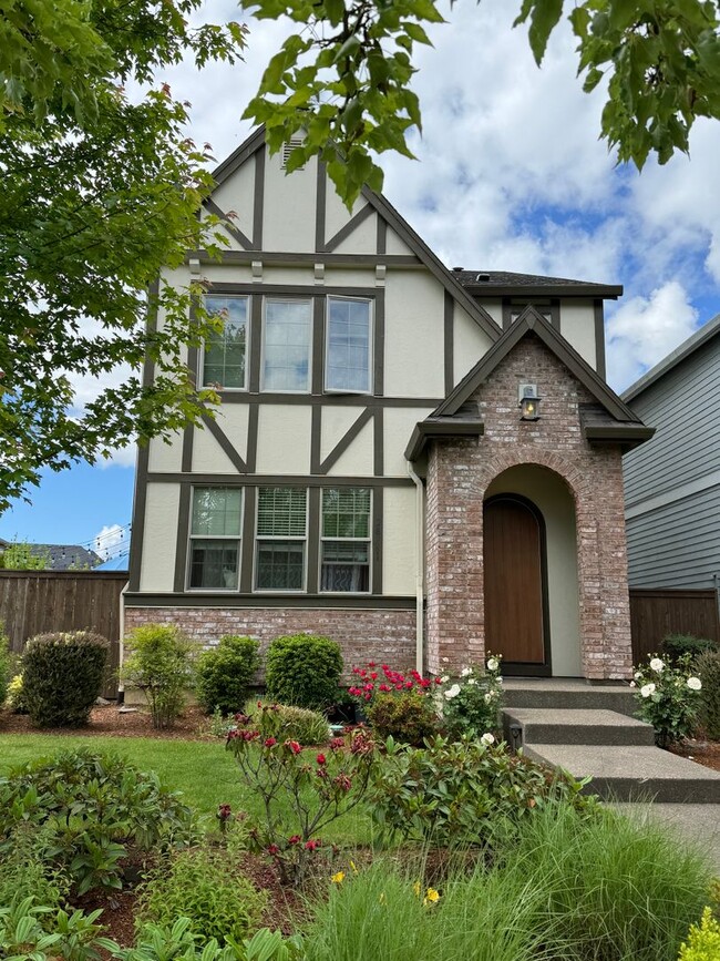 Primary Photo - Beautiful 2 story Home in Wilsonville