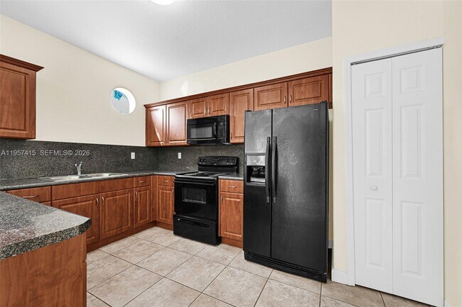 Building Photo - 10132 NW 7th St