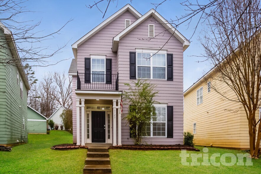 Building Photo - 6723 Dunton St