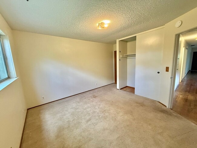Building Photo - Los Gatos - Inviting Los Gatos Home with Classic Charm & Entertainer’s Backyard