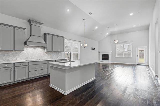 Building Photo - 3804 Carmel Hills Dr