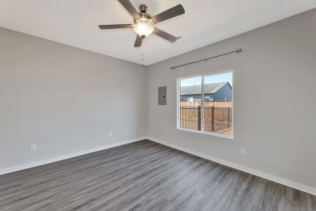 Building Photo - 13432 Haskell Ct