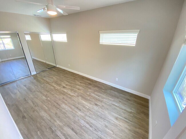 Building Photo - 4BD/2BA with designated yard space!