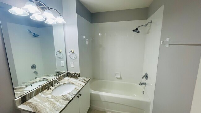 Guest Bathroom - 1504 SW 50th St